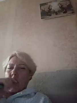 StellaSwan7293 online show from 04-04-26, 09:29