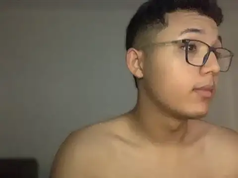 Chriis 18 online show from 04-29-26, 02:32