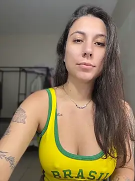Snapshot of Carolzinhalux69 chatting on 06-11-26, 04:16 Carolzinhalux69 online show from 06-11-26, 04:16