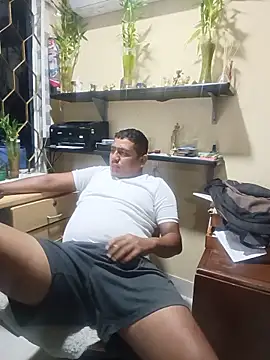 luis20212 online show from 06-21-26, 07:55