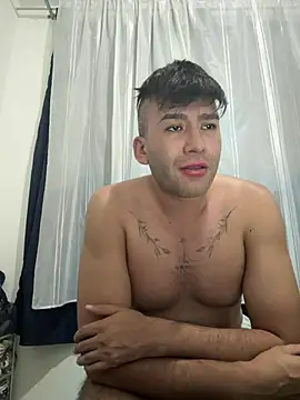 Snapshot of MathiasJRhadams chatting on 03-27-26, 02:06 MathiasJRhadams online show from 03-27-26, 02:06