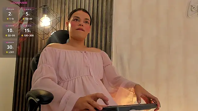 LexyNova  online show from 05-09-26, 07:41
