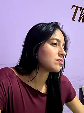 SophiaCastro09  online show from 04-11-26, 12:26