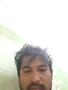Snapshot of varun2184 chatting on 04-06-26, 06:14 varun2184 online show from 04-06-26, 06:14