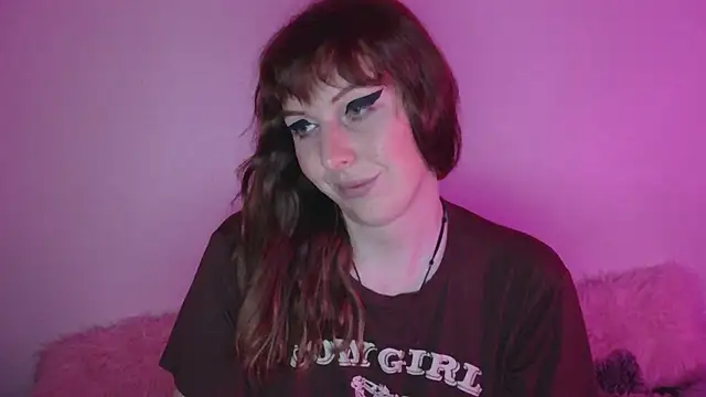 April  kittyy online show from 05-18-26, 08:09