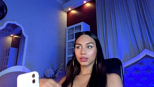 KristinaGriner online show from 05-06-26, 04:08