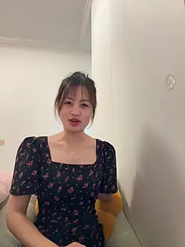 Yang 218 online show from 05-03-26, 02:01
