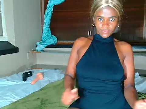 CaramelCandyxx online show from 04-28-26, 12:42