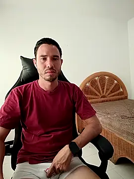 Snapshot of Cowvaquero chatting on 03-27-26, 08:19 Cowvaquero online show from 03-27-26, 08:19