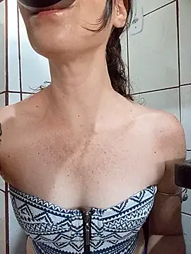 Valentina-Albuquerque online show from 03-30-26, 08:21