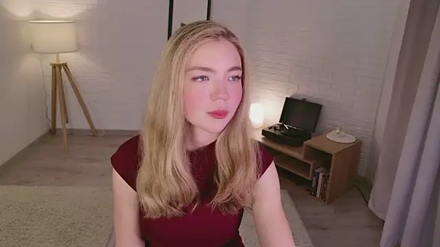 Snapshot of Rita_Shy chatting on 06-15-26, 02:19 Rita Shy online show from 06-15-26, 02:19