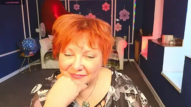 Kira Kingslee online show from 04-23-26, 12:29