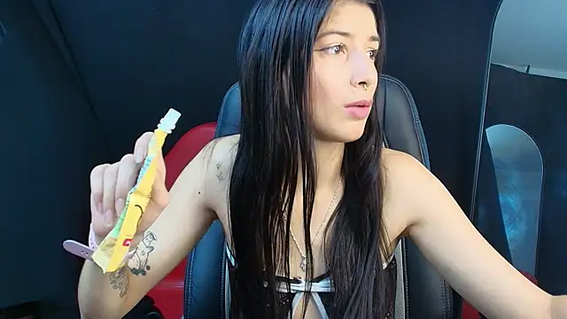 jazminswee online show from 05-01-26, 08:24