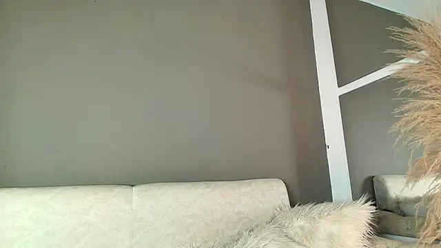 Zoee 8 online show from 06-24-26, 08:19