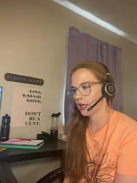 RoxyRedXO12 online show from 03-31-26, 09:48