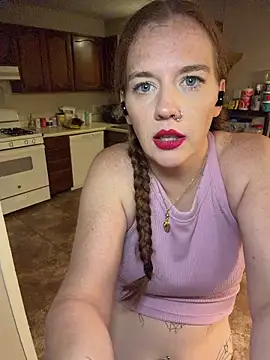 RoxyRedXO12 online show from 04-11-26, 04:17