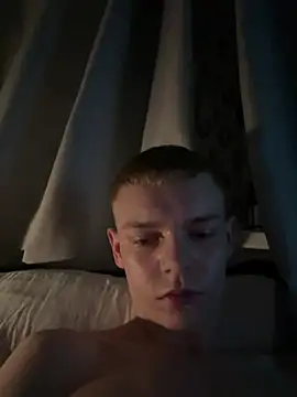 Snapshot of Ricowhiteteeth chatting on 03-28-26, 04:12 Ricowhiteteeth online show from 03-28-26, 04:12