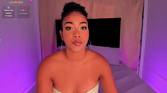 Emy sweet07 online show from 06-30-26, 09:27