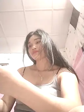 Saryloveparadise online show from 04-19-26, 06:02