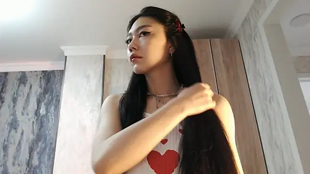 SecretTiny online show from 04-11-26, 01:32