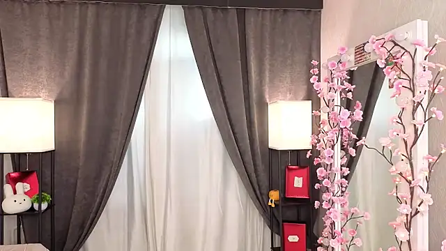 Snapshot of SugarNyaa chatting on 05-07-26, 04:40 SugarNyaa online show from 05-07-26, 04:40