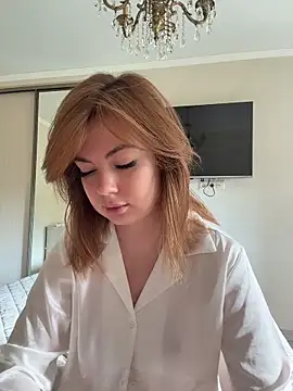 Snapshot of AriaPureTemptation chatting on 05-27-26, 02:08 AriaPureTemptation online show from 05-27-26, 02:08