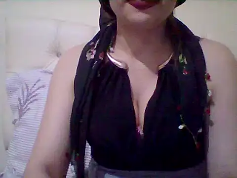 Snapshot of busex25 chatting on 05-09-26, 09:20 busex25 online show from 05-09-26, 09:20