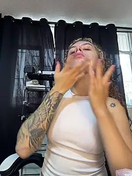 Amber-fire online show from 04-29-26, 01:59
