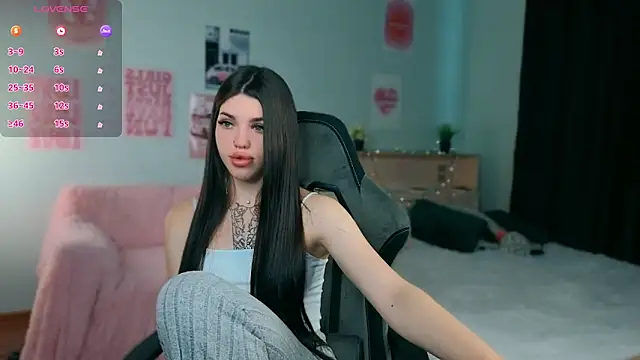 molly rettyy online show from 06-29-26, 04:19