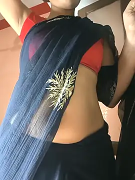 Curvy Sanaya online show from 04-19-26, 07:05