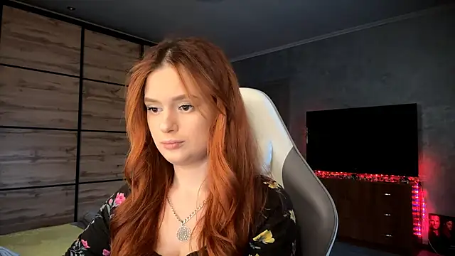 FoxyEmma online show from 04-08-26, 03:12