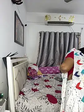 Sweet-Ellina online show from 05-06-26, 06:30
