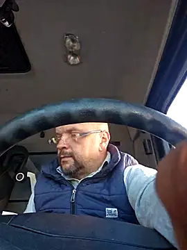 Snapshot of Cristo1982 chatting on 04-07-26, 05:08 Cristo1982 online show from 04-07-26, 05:08