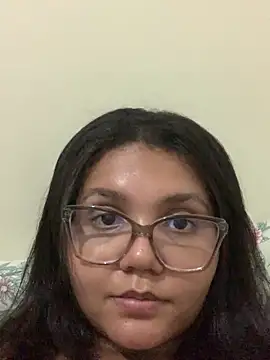 Snapshot of viviboraaaa chatting on 04-09-26, 10:37 viviboraaaa online show from 04-09-26, 10:37