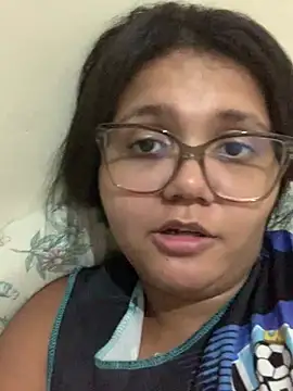 Snapshot of viviboraaaa chatting on 04-14-26, 01:00 viviboraaaa online show from 04-14-26, 01:00