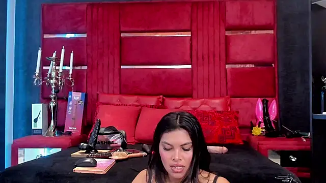 Snapshot of Marcebetancurt chatting on 05-15-26, 08:05 Marcebetancurt online show from 05-15-26, 08:05