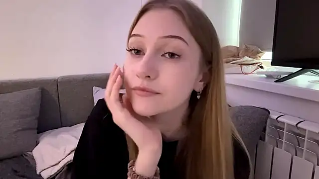 KatrineDrea online show from 04-18-26, 03:38