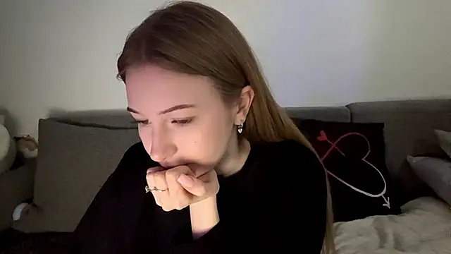 KatrineDrea online show from 04-20-26, 03:15