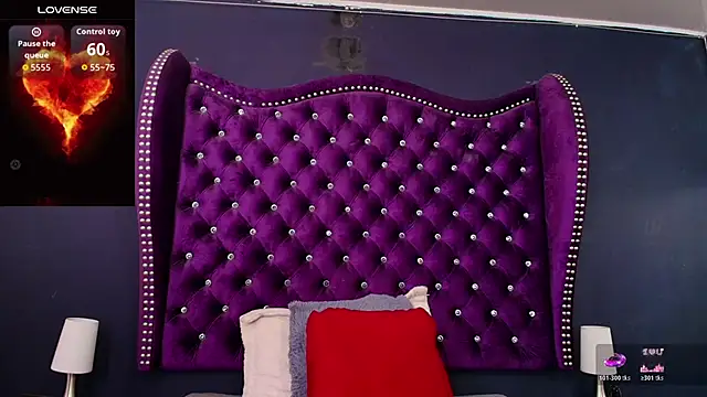 Snapshot of MistressNyx_ chatting on 04-10-26, 12:54 MistressNyx online show from 04-10-26, 12:54
