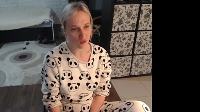 Sweet hot shrmp online show from 06-08-26, 02:12