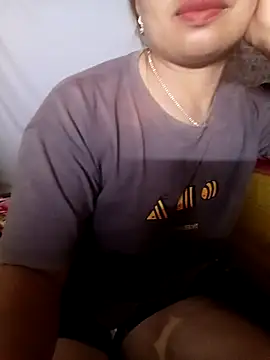 Snapshot of cat-kat chatting on 04-22-26, 01:56 cat-kat online show from 04-22-26, 01:56
