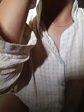 Snapshot of cat-kat chatting on 06-12-26, 01:43 cat-kat online show from 06-12-26, 01:43