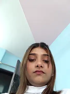 Snapshot of __Hot__Lakshmi__ chatting on 04-14-26, 09:15 Hot Lakshmi online show from 04-14-26, 09:15