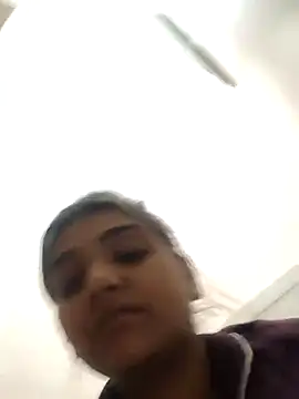 Snapshot of __Hot__Lakshmi__ chatting on 04-16-26, 03:29 Hot Lakshmi online show from 04-16-26, 03:29