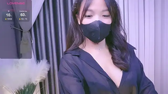 Lu Ly22 online show from 07-15-26, 01:27