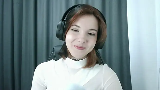 Snapshot of RubyBooby chatting on 05-30-26, 04:04 RubyBooby online show from 05-30-26, 04:04