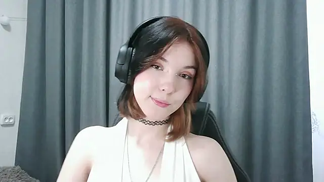 Snapshot of RubyBooby chatting on 06-05-26, 02:56 RubyBooby online show from 06-05-26, 02:56