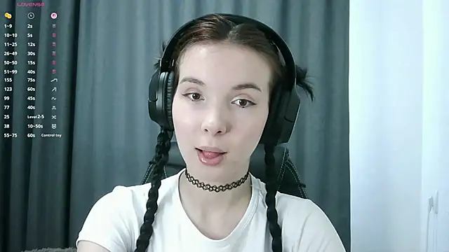 Snapshot of RubyBooby chatting on 07-02-26, 02:56 RubyBooby online show from 07-02-26, 02:56