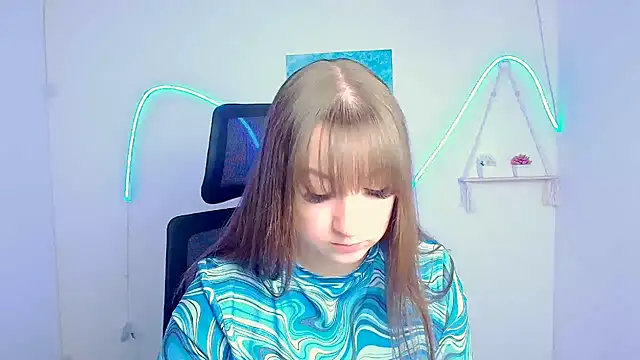 Tiffani Angel online show from 04-27-26, 11:19