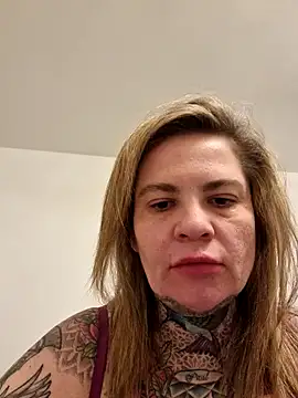 Snapshot of ellarealbrazilian chatting on 03-31-26, 08:31 ellarealbrazilian online show from 03-31-26, 08:31